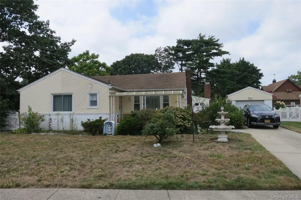 1550 Debra Place, Valley Stream, NY 11580 - Image #1