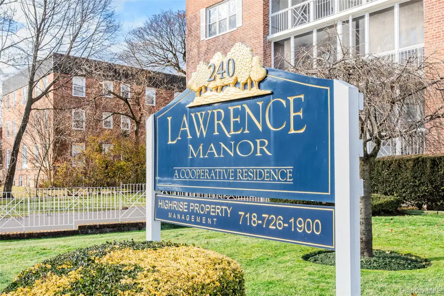 240 Central Avenue #2F, Lawrence, NY 11559 - Image #2