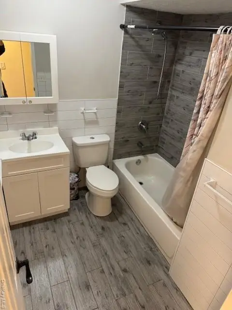 2401 Cherry Hill Drive #2401, Poughkeepsie, NY 12603 - Image #2