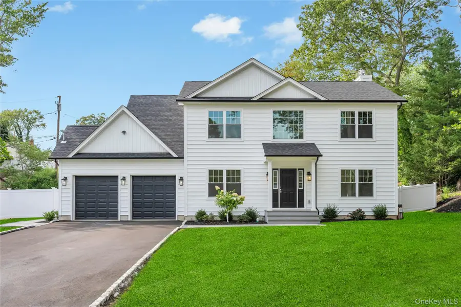 271 N Country Road, Smithtown, NY 11787 - Image #2