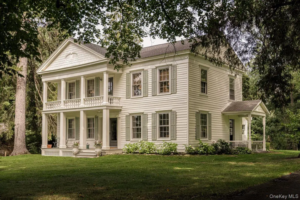 24 Van Wyck Lane, Claverack, NY 12534 - Image #1