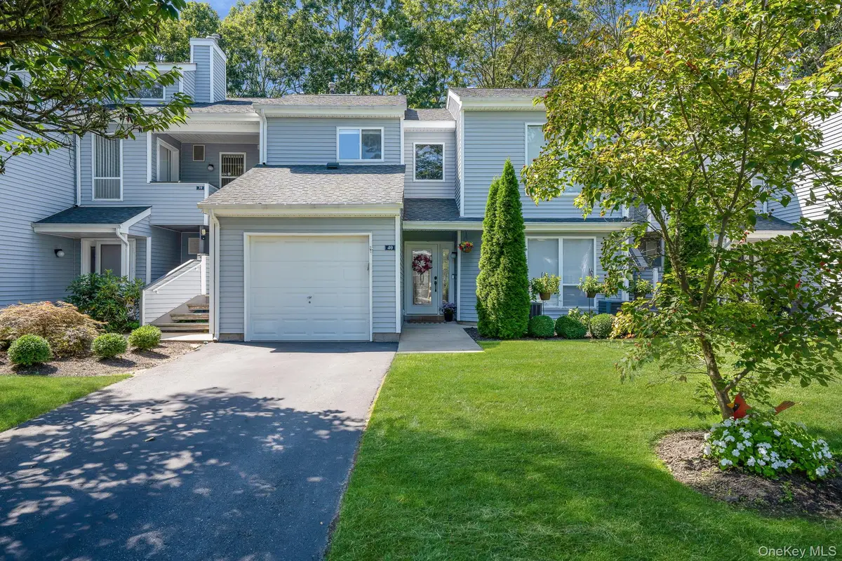 40 Lakeview Drive, Manorville, NY 11949 - Image #1