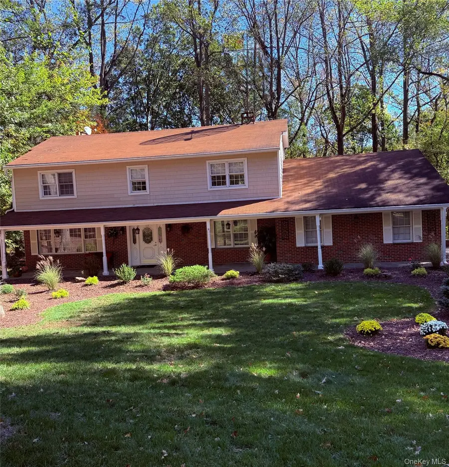 19 Stonehedge Drive, West Nyack, NY 10994 - Image #3