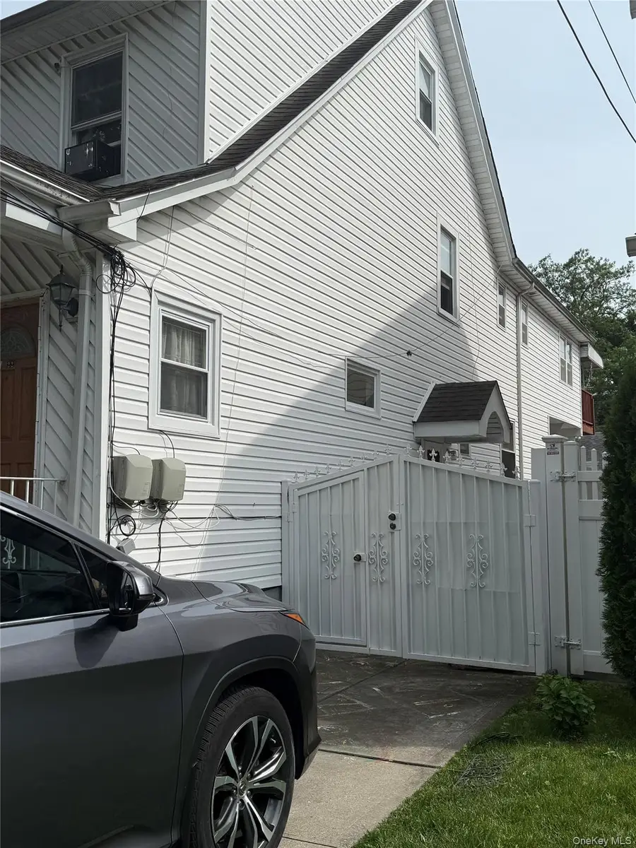 231-22 87 Avenue, Queens Village, NY 11427 - Image #2