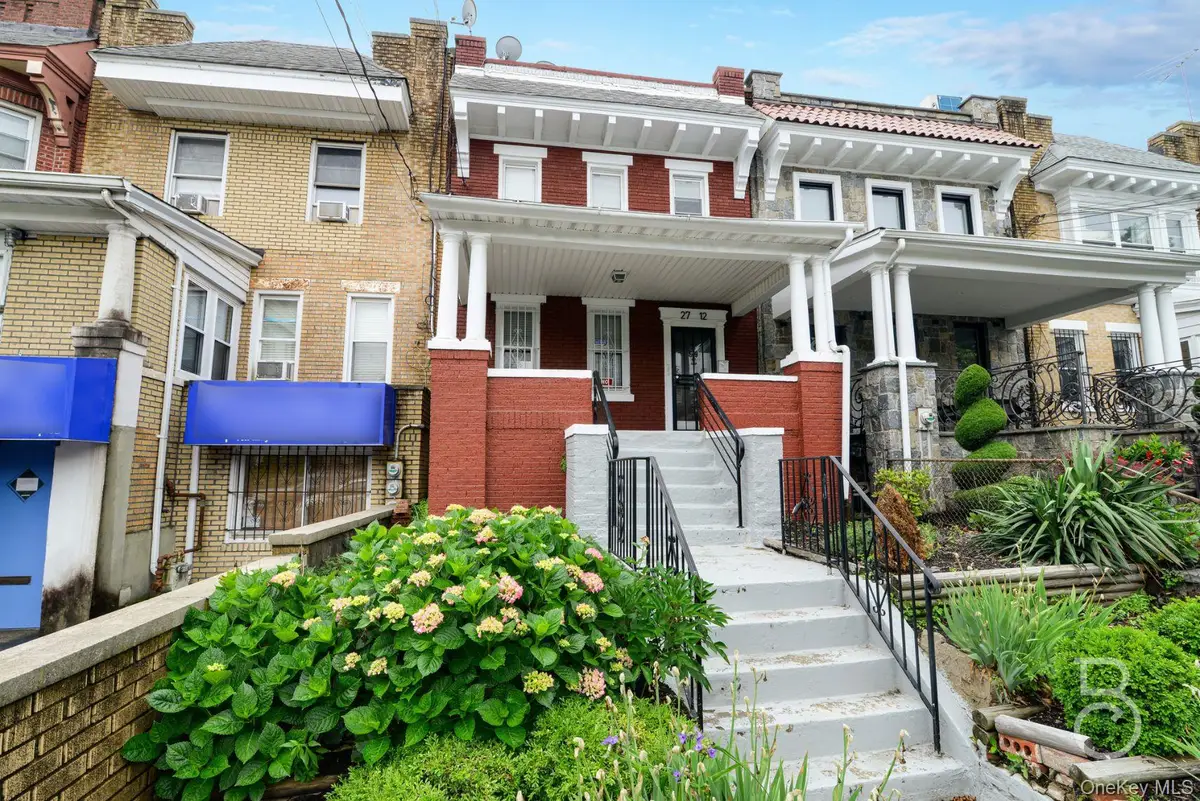 27-12 Ditmars Boulevard, Astoria, NY 11105 - Image #1