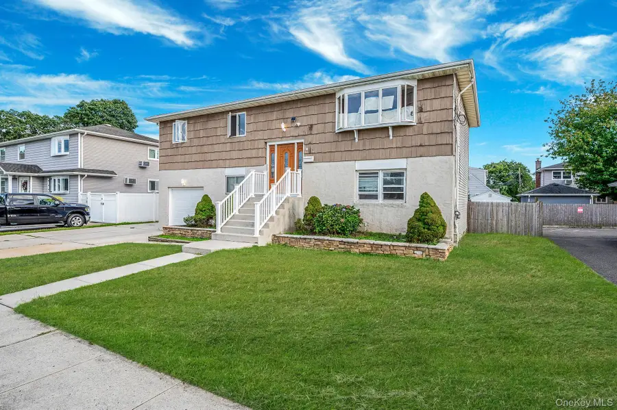 76 Hamilton Avenue, Massapequa, NY 11758 - Image #2