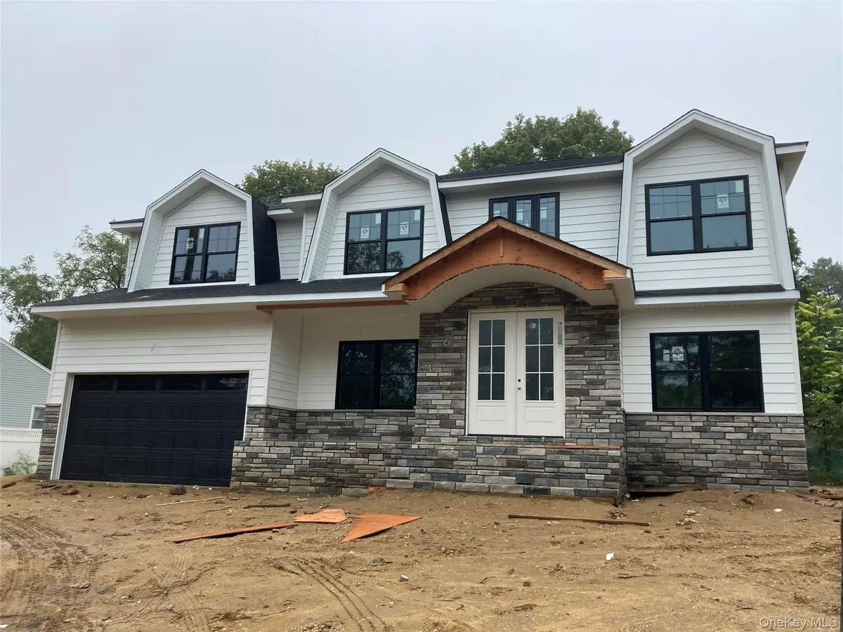 130 Syosset Woodbury Road, Syosset, NY 11791 - Image #1