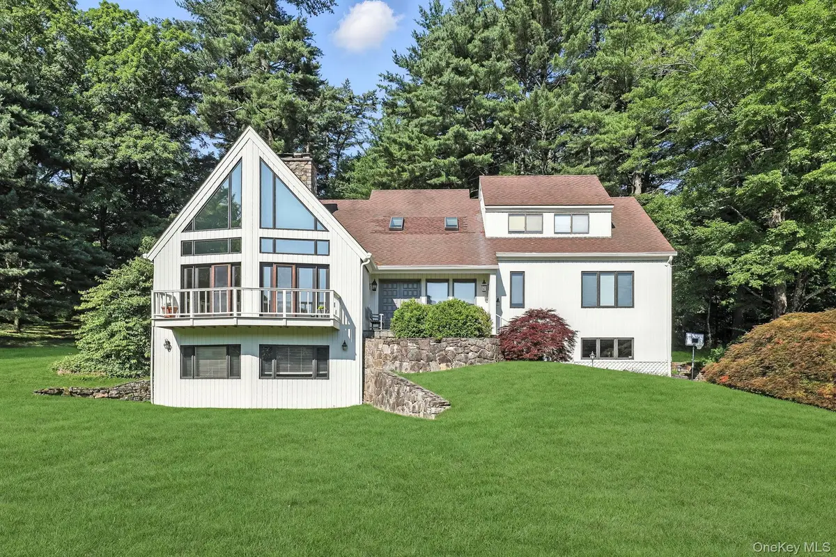 6 Whippoorwill Lake Road, Chappaqua, NY 10514 - Image #1