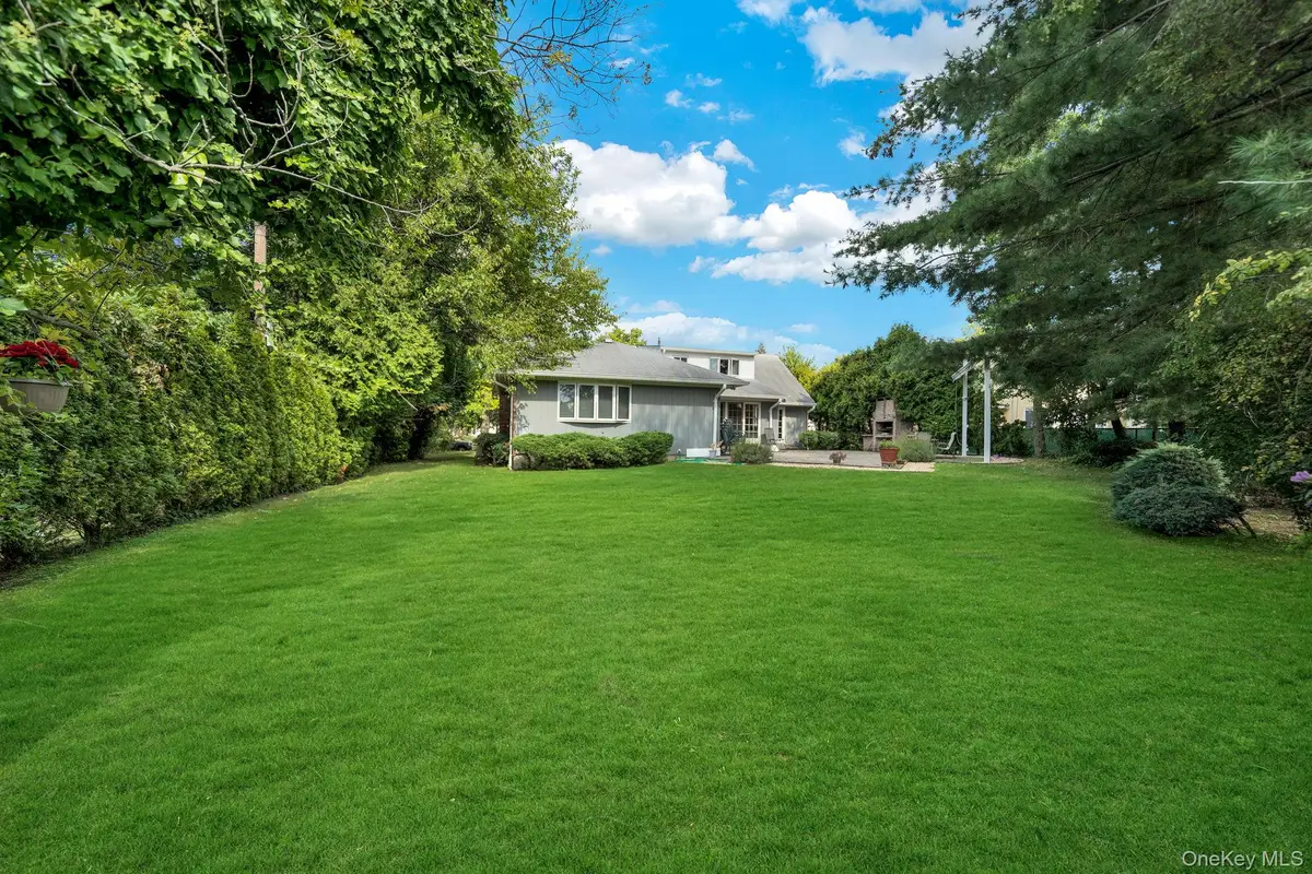 70 Shrub Hollow Road, Roslyn, NY 11576 - Image #1