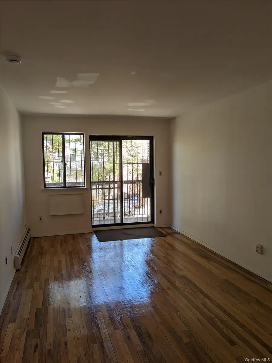 94-28 53 Avenue, Elmhurst, NY 11373 - Image #3