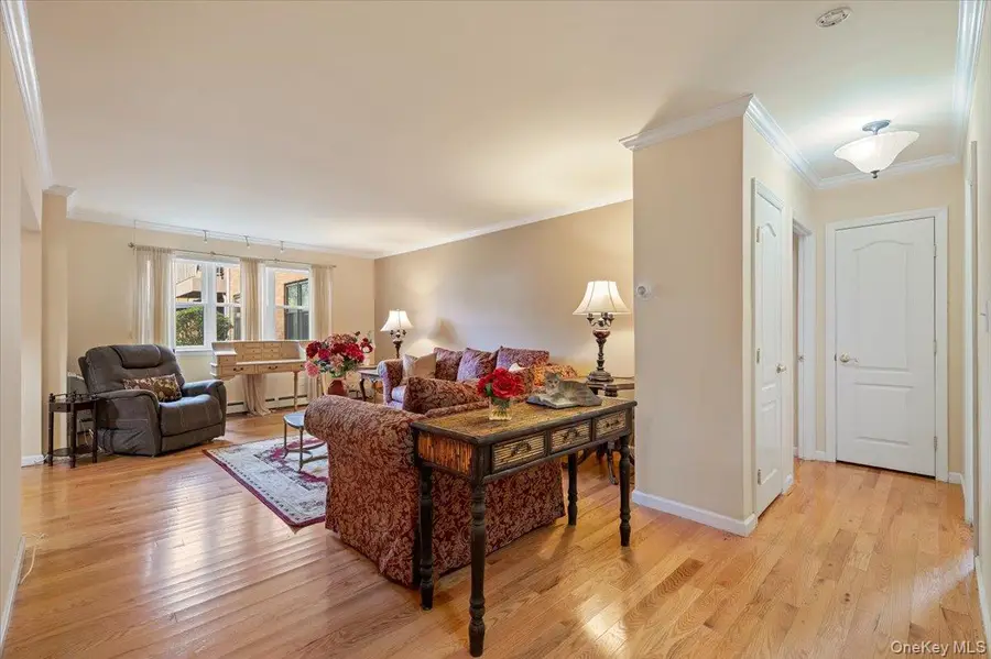 210 Westend Avenue #8B, Freeport, NY 11520 - Image #3