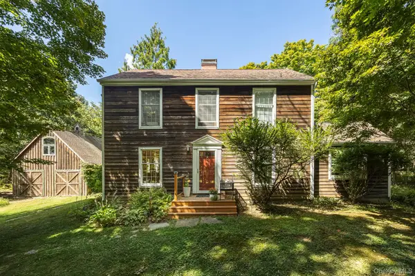 91 Mountain View Road, Rhinebeck, NY 12572