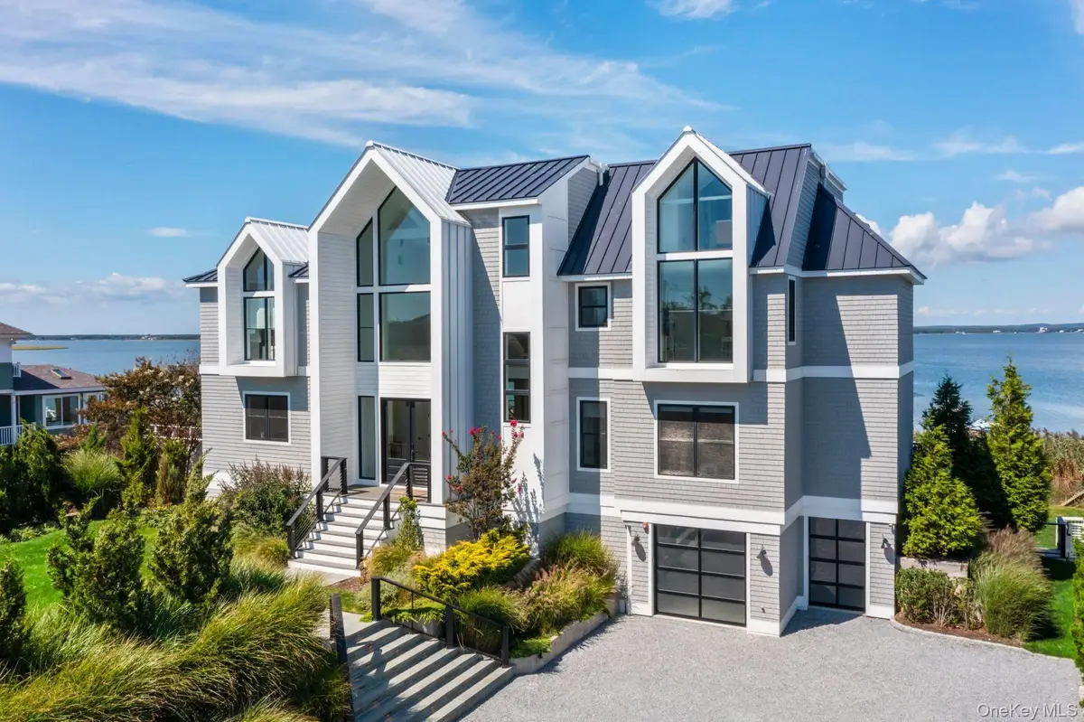 20 Cove Lane, West Hampton Dunes, NY 11978 - Image #1