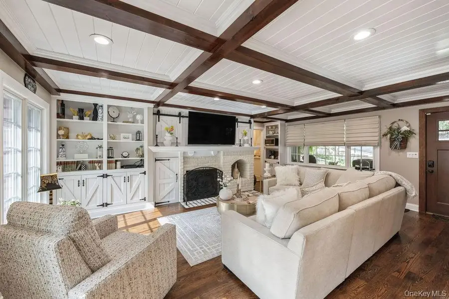 15 Briarwood Drive, Huntington, NY 11743 - Image #2