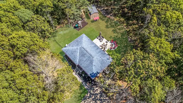 3 Emily Court, Hampton Bays, NY 11946