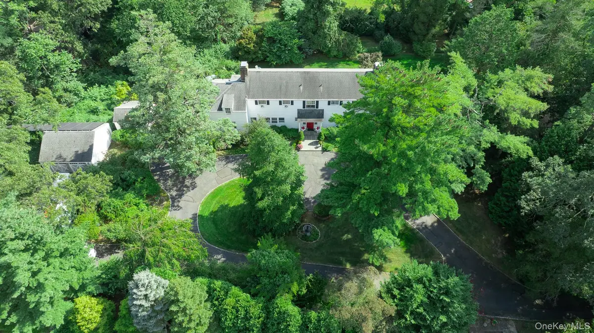 12 W Mall Drive, Huntington, NY 11743 - Image #1