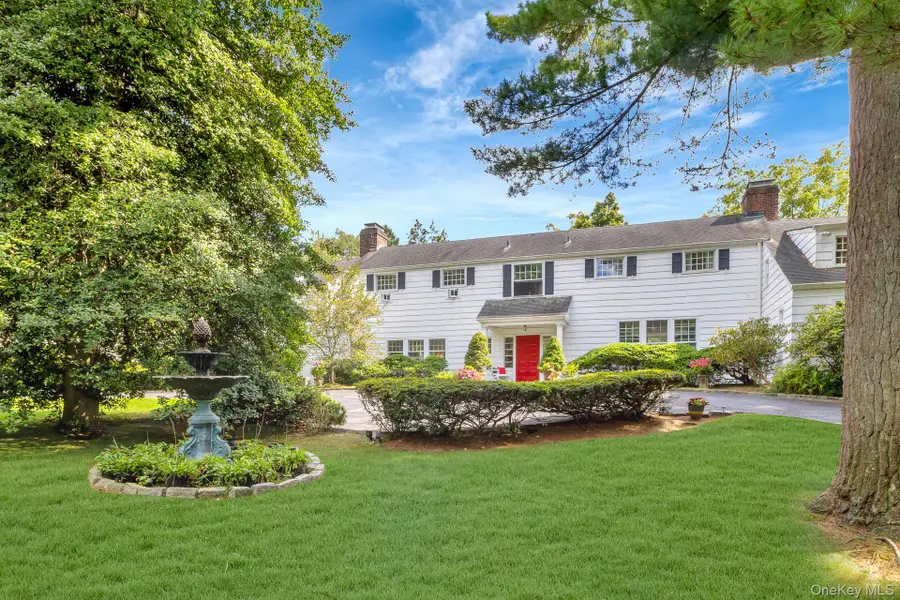 12 W Mall Drive, Huntington, NY 11743 - Image #2