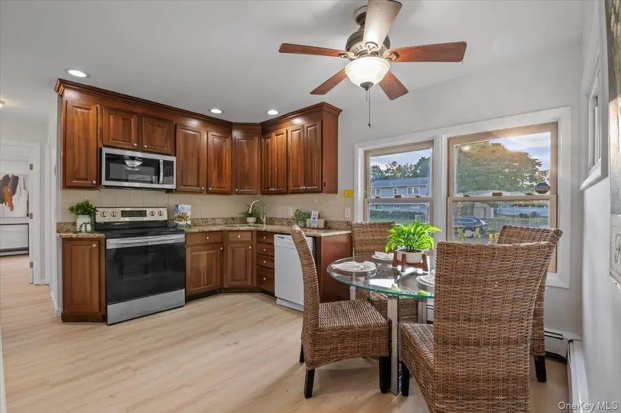 119 Hamlet Road, Levittown, NY 11756 - Image #3