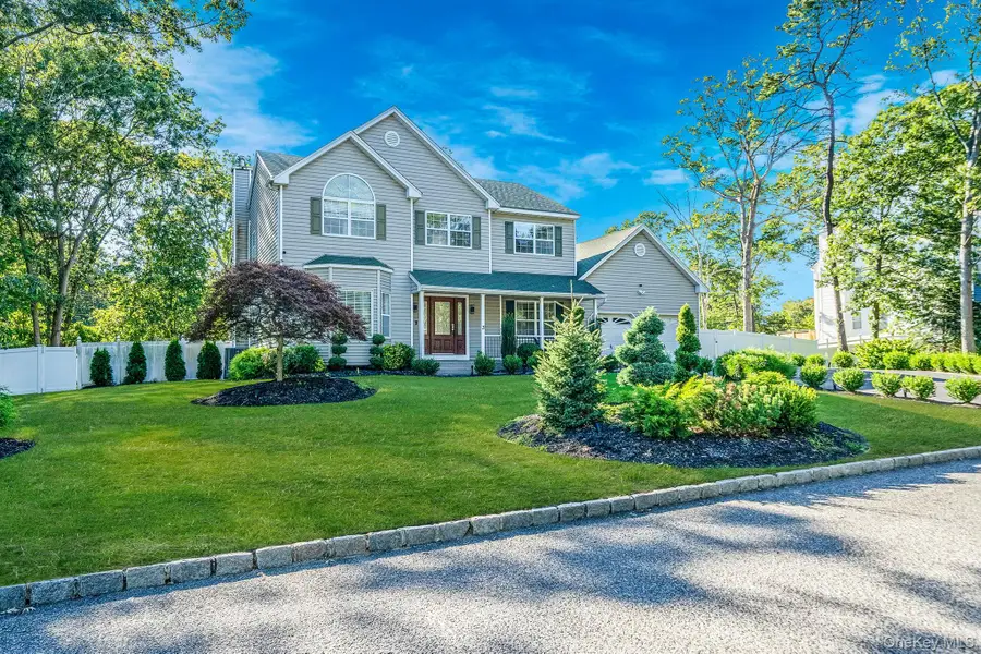 3 Embassy Road, Selden, NY 11784 - Image #2