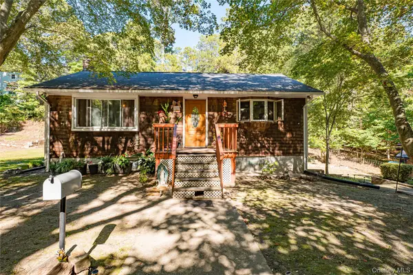 53 Dryad Road, Rocky Point, NY 11778