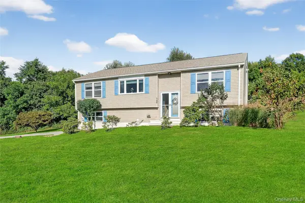 128 Gold Road, Poughquag, NY 12570