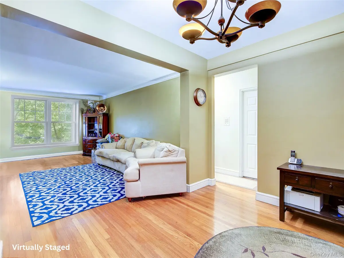 83-33 Austin Street #6T, Kew Gardens, NY 11415 - Image #1