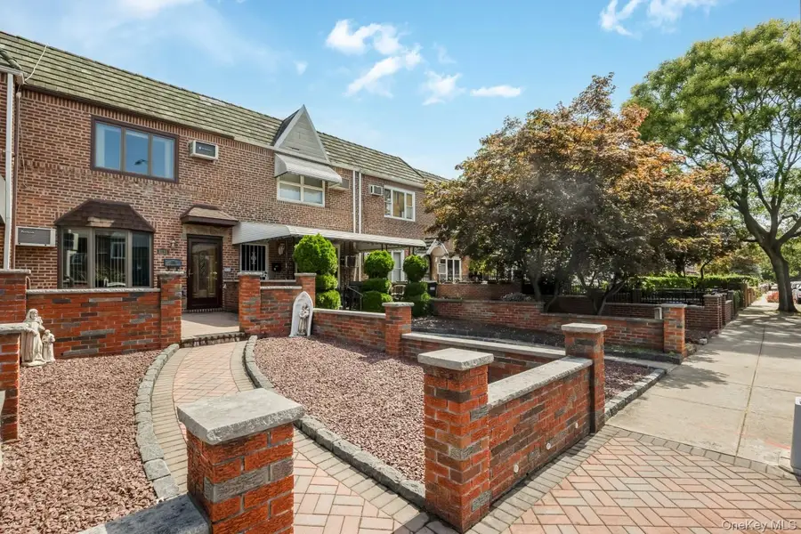 61-33 78 Street, Middle Village, NY 11379 - Image #3