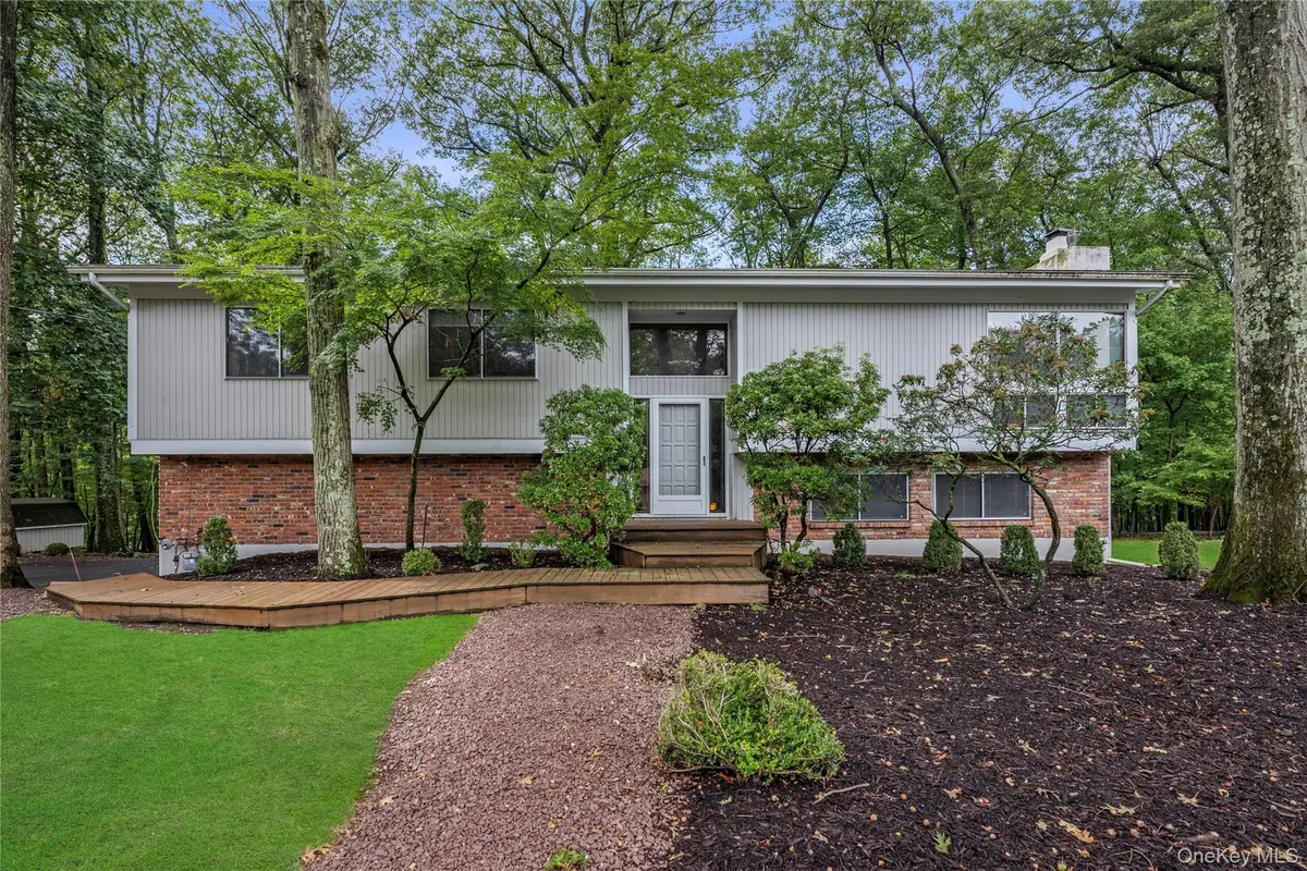 17 Sherwood Ridge Road, Pomona, NY 10901 - Image #1