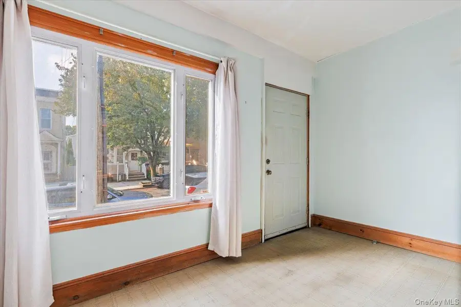 2871 Zulette Avenue, Bronx, NY 10461 - Image #3