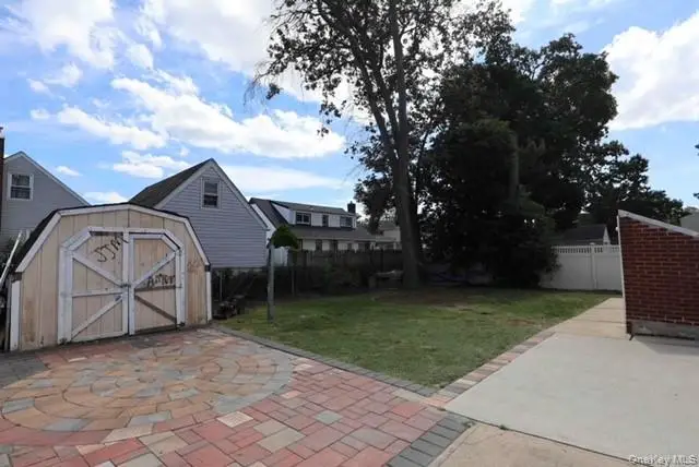 40 Wagner Avenue, Roosevelt, NY 11575 - Image #2