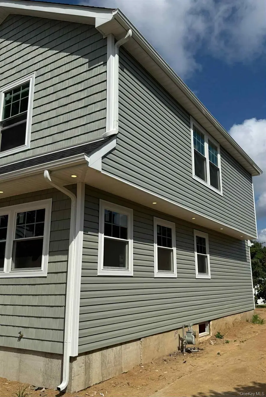 513 Washington Avenue, West Hempstead, NY 11552 - Image #3