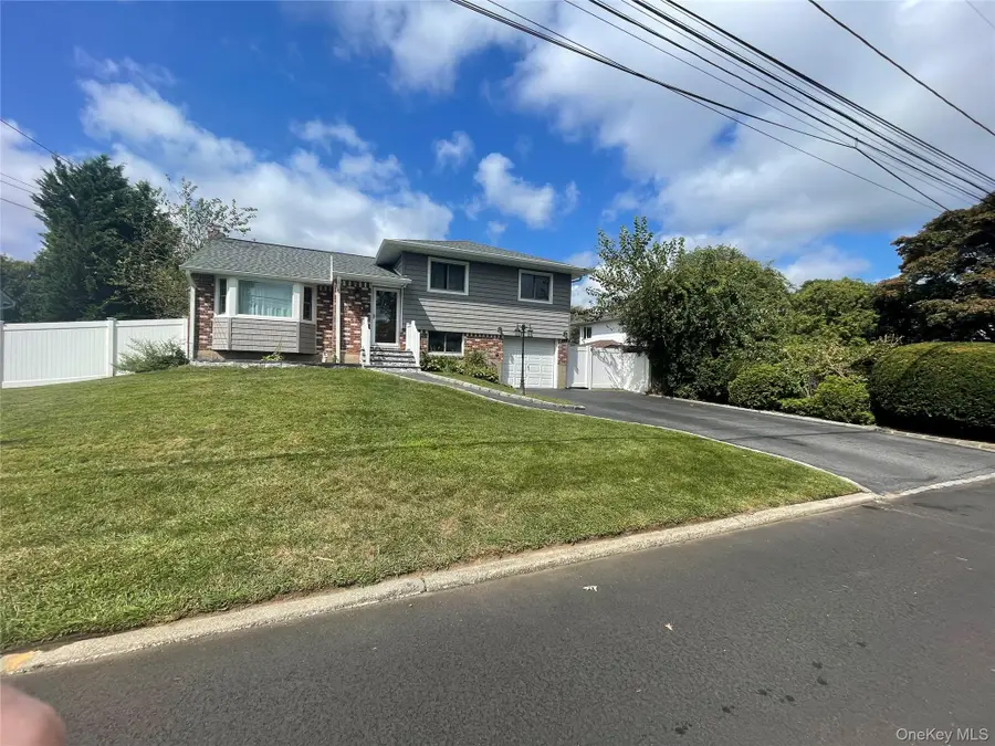 506 Dewitt Avenue, North Babylon, NY 11703 - Image #2