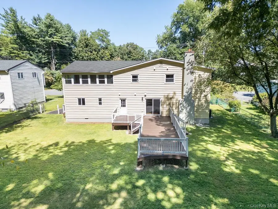 25 Robin Road, Poughkeepsie, NY 12601 - Image #3