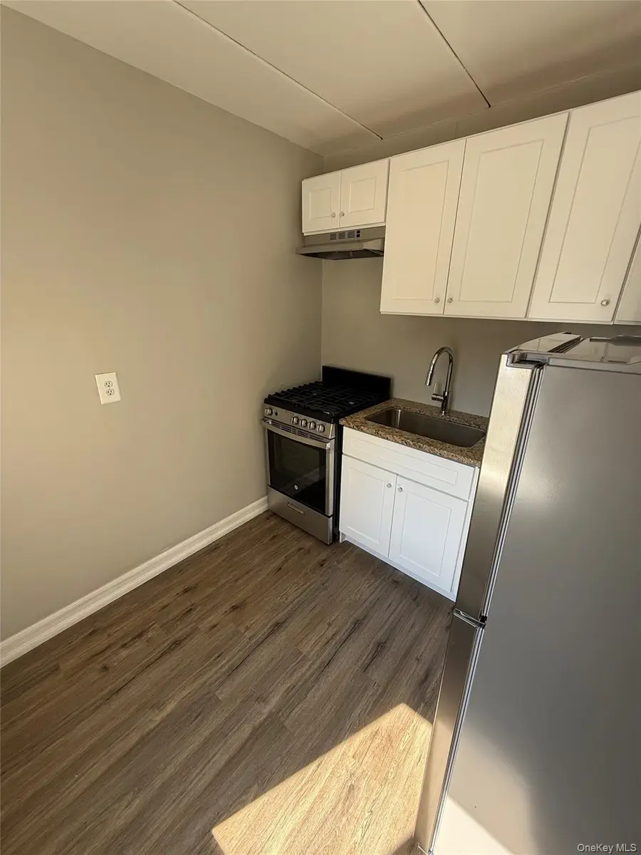 2035 Central Park Avenue #1M, Yonkers, NY 10710 - Image #2