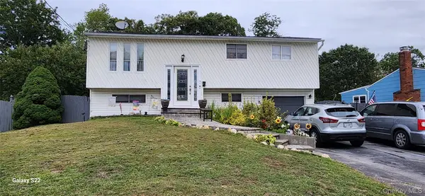 21 Deville Drive, Selden, NY 11784