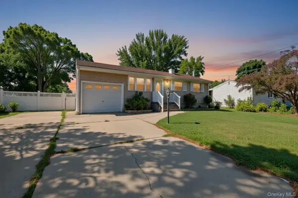 1706 Manatuck Boulevard, Bay Shore, NY 11706