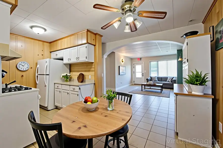 1706 Manatuck Boulevard, Bay Shore, NY 11706 - Image #2