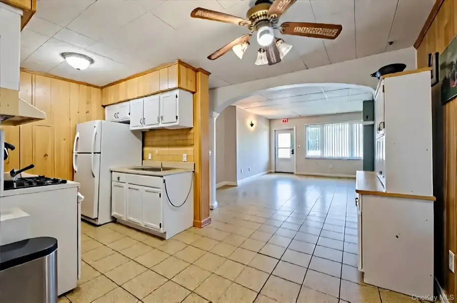 1706 Manatuck Boulevard, Bay Shore, NY 11706 - Image #3