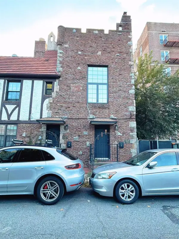 36-20 190 Street, Flushing, NY 11358