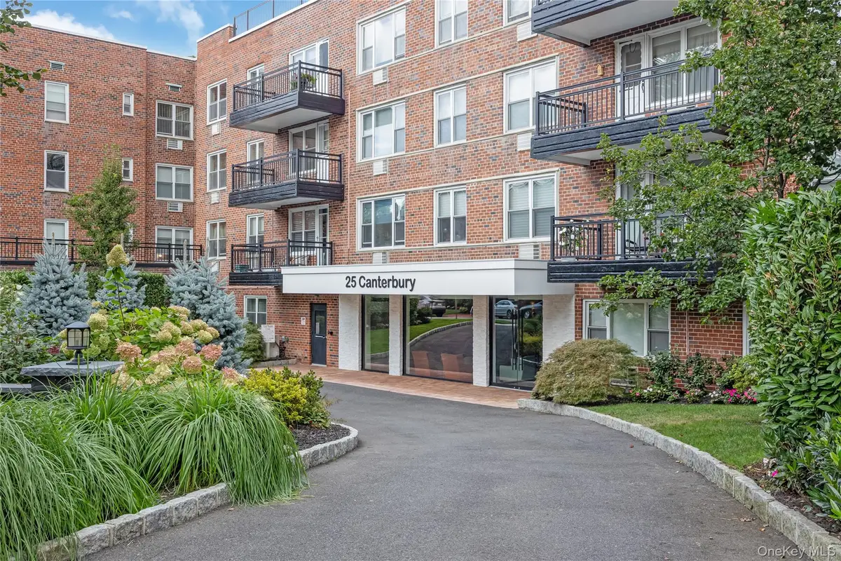 25 Canterbury Road #3F, Great Neck, NY 11021 - #1