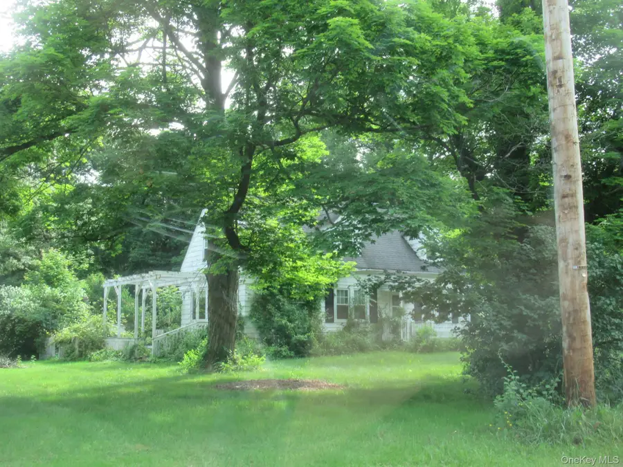 6 Erin Court, Cornwall, NY 12518 - Image #2