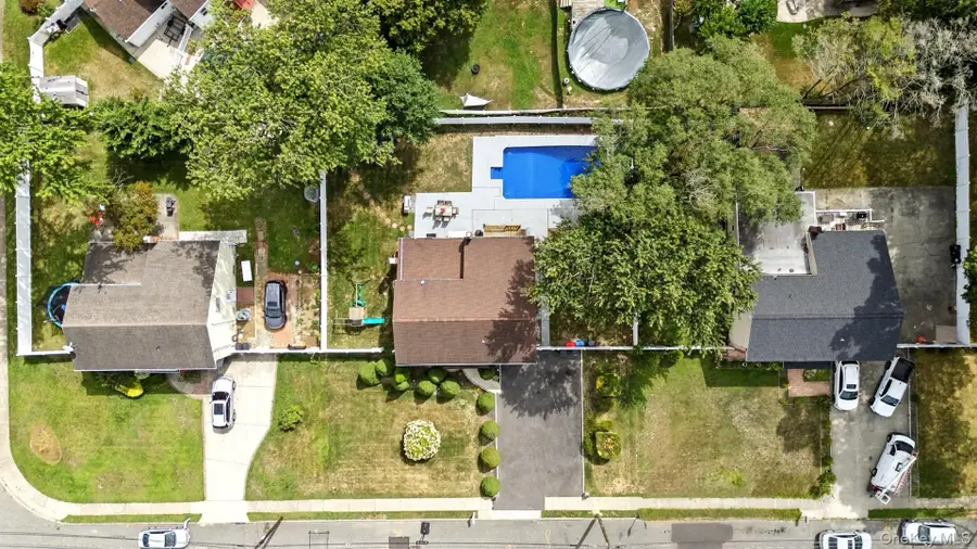 86 Riddle Street, Brentwood, NY 11717 - Image #3