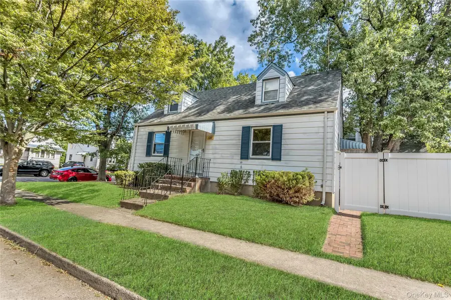 136 N 1st Street, New Hyde Park, NY 11040 - Image #2