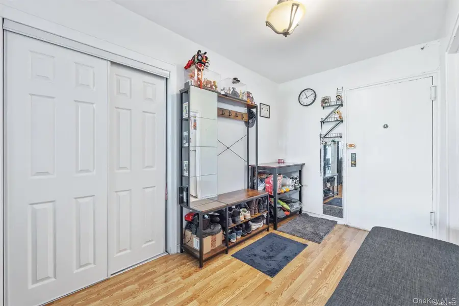 7520 Bell Boulevard #5A, Bayside, NY 11364 - Image #3