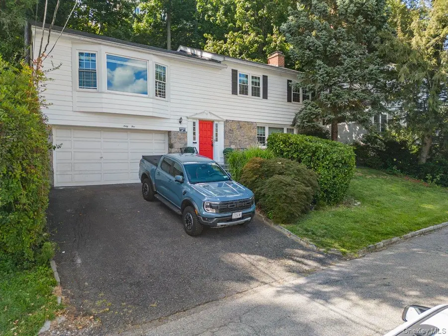 65 Brookdale Drive, Yonkers, NY 10710 - Image #2