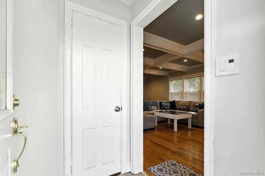 46 Ongley Street, Rockville Centre, NY 11570 - Image #3