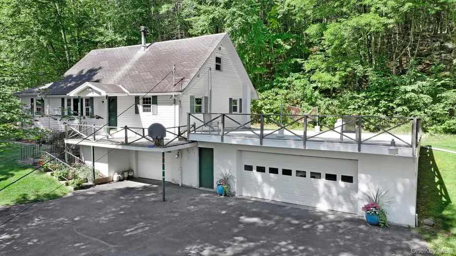 75 Kingston Avenue, Wurtsboro, NY 12790 - Image #2