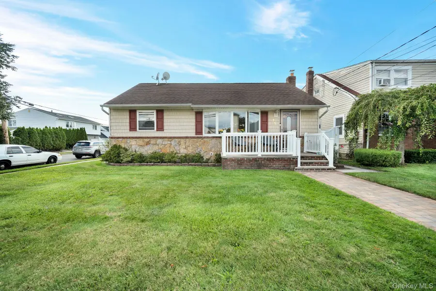 35 Myers Avenue, Hicksville, NY 11801 - Image #2