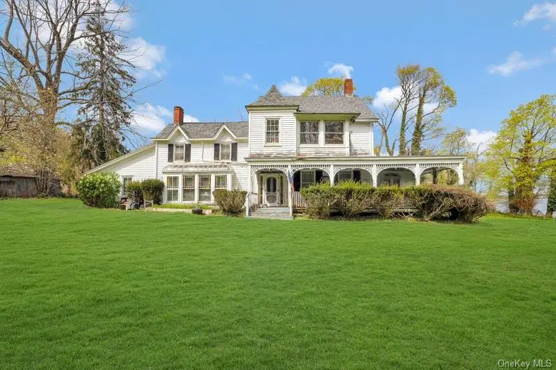 1008 W Shore Road, Mill Neck, NY 11771 - Image #2