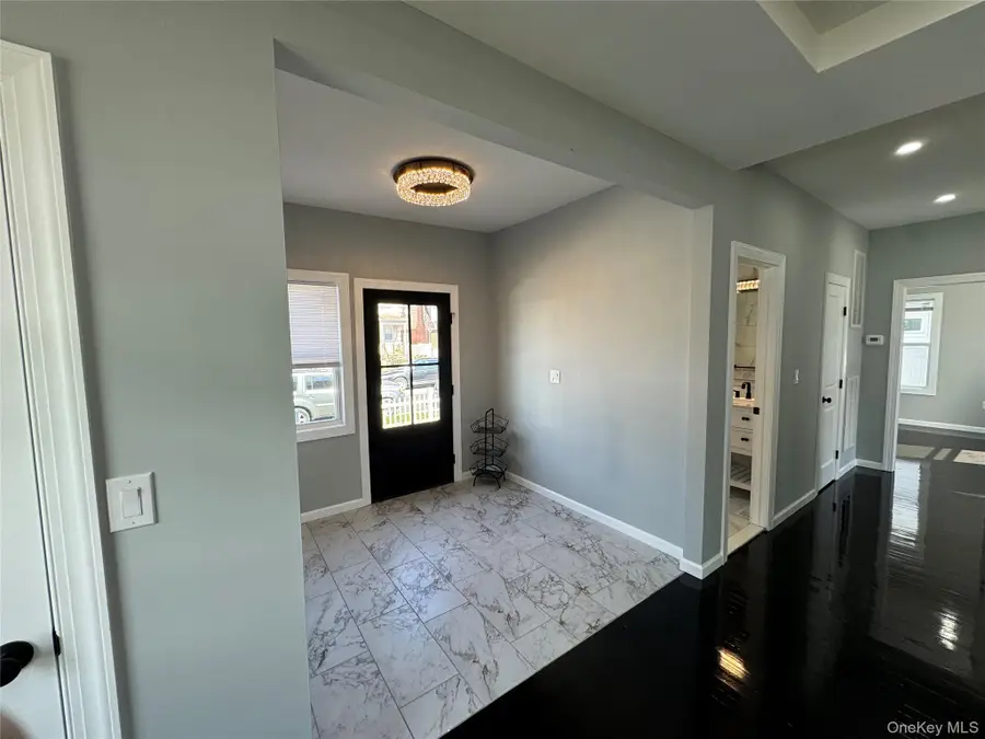 16 Garfield Place, Hempstead, NY 11550 - Image #3